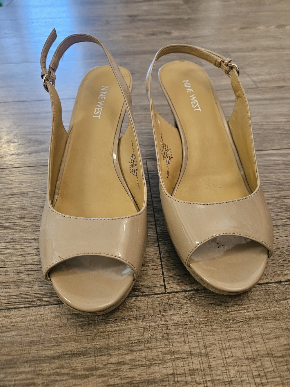 Nine West Beige Patent Slingback Peep-Toe Wedges Size 7